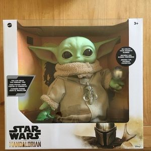 NIB! Disney’s Mandalorian / The Child / Baby Yoda